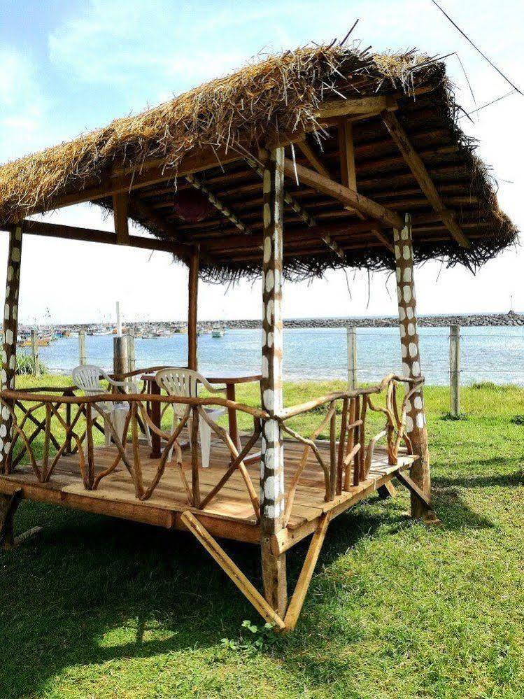New Shangrela Beach Resort Амбаланґода Екстер'єр фото